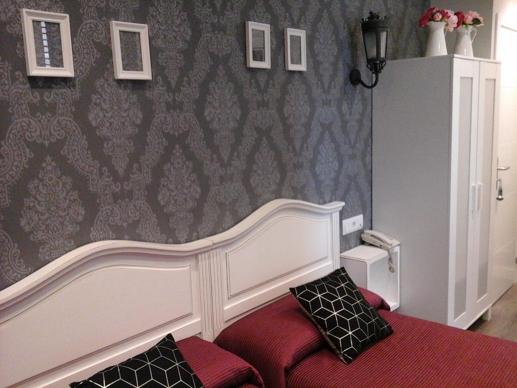Hostal Don Alfonso มาดริด ภายนอก รูปภาพ