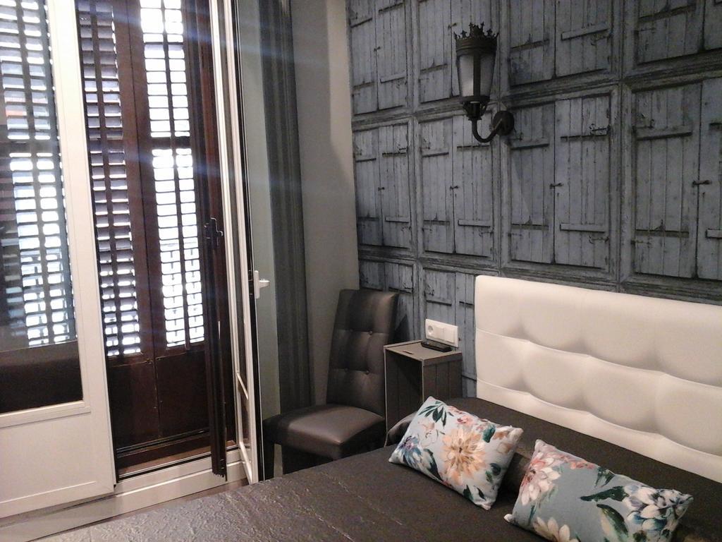 Hostal Don Alfonso มาดริด ภายนอก รูปภาพ