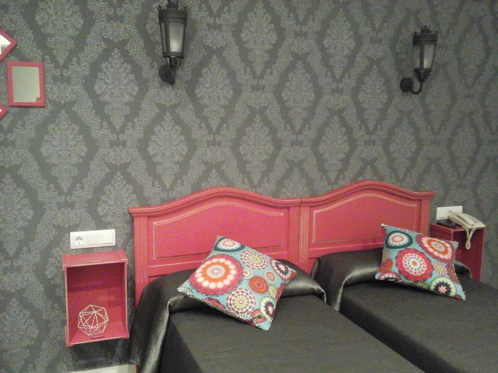 Hostal Don Alfonso มาดริด ภายนอก รูปภาพ