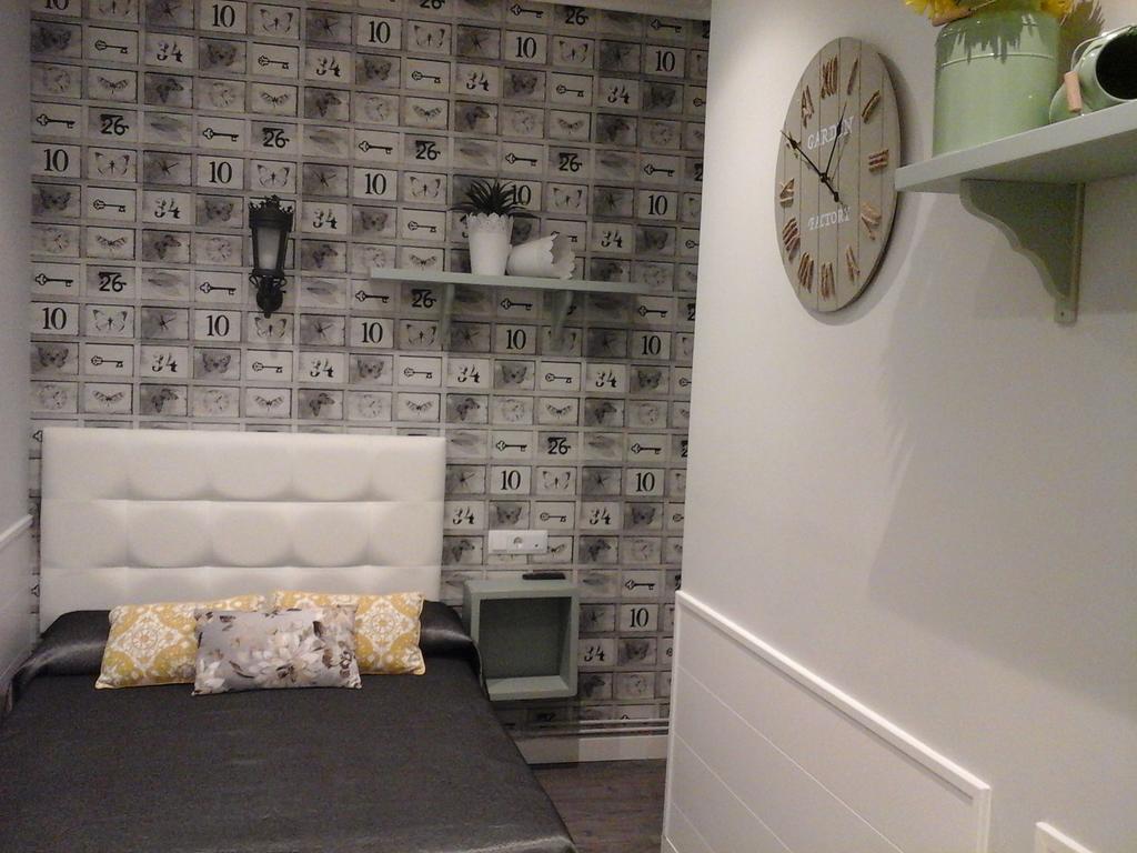 Hostal Don Alfonso มาดริด ภายนอก รูปภาพ